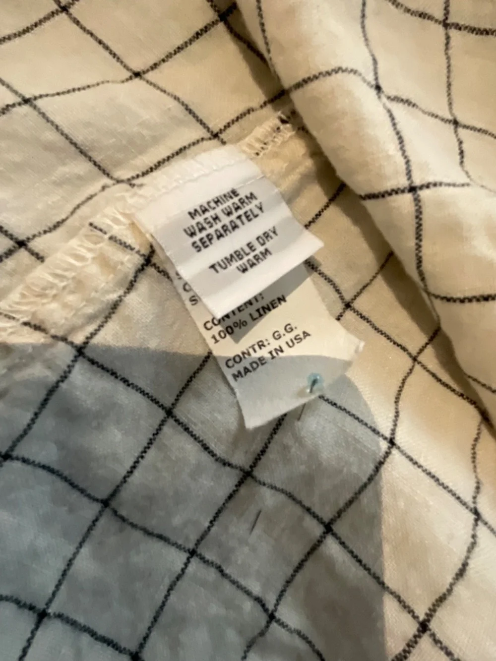 Cut Loose Linen Top - Picture 3 of 6
